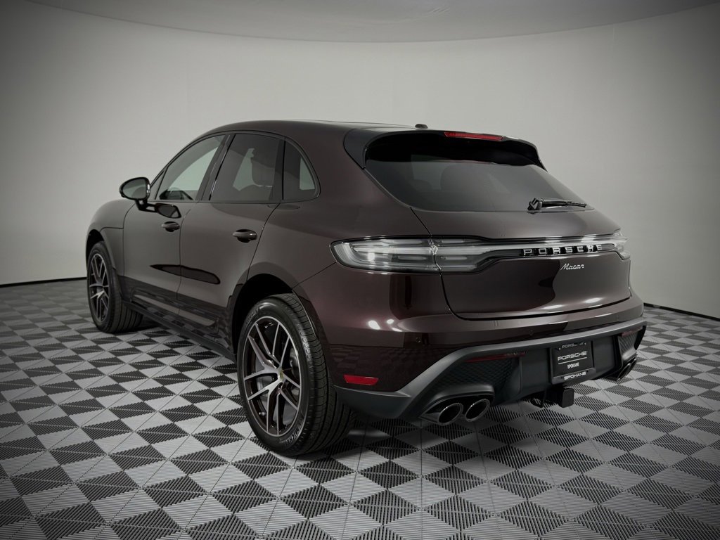 New 2025 Porsche Macan image 3