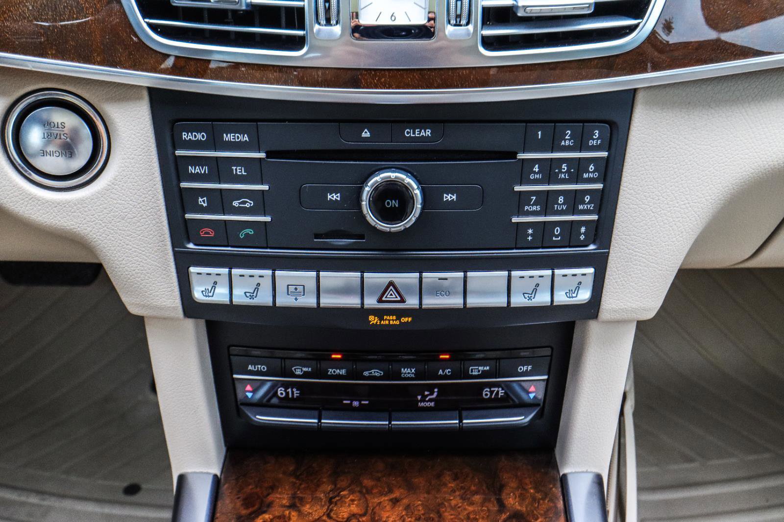 Used 2016 Mercedes-Benz E 350 4MATIC Sedan image 26