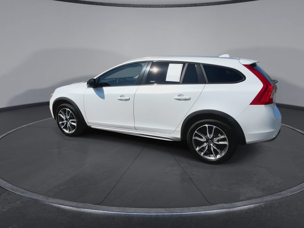 Used 2017 Volvo V60 T5 Cross Country w/ Convenience Package AWD/4WD image 6