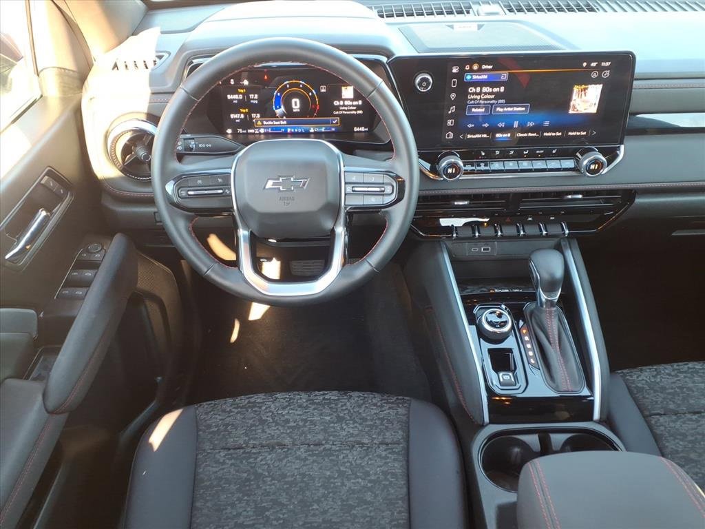 Used 2025 Chevrolet Colorado Z71 w/ Technology Package image 24