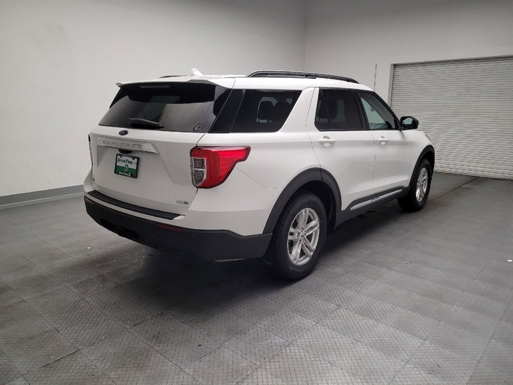 Used 2020 Ford Explorer XLT w/ Comfort Package image 9