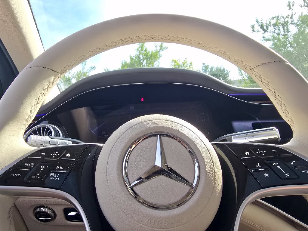 New 2027 Mercedes-Benz EQS 400 4MATIC SUV image 30