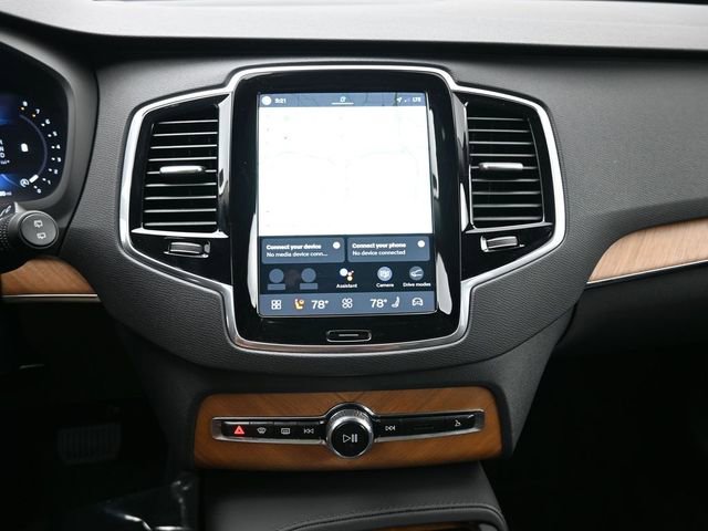 Used 2024 Volvo XC90 B6 Plus w/ Protection Package Premier image 12