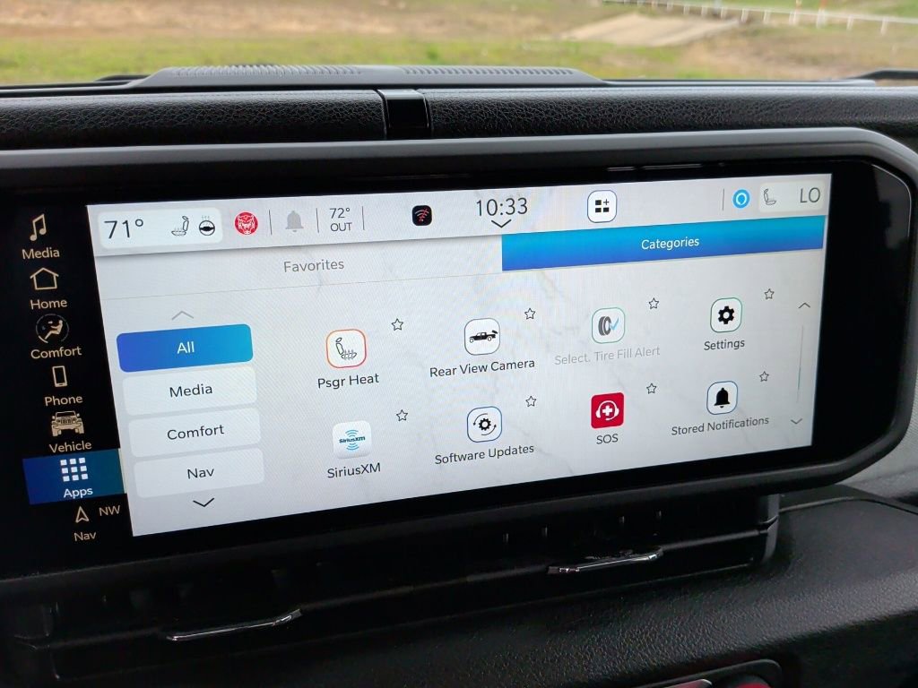 Used 2024 Jeep Gladiator Sport image 32