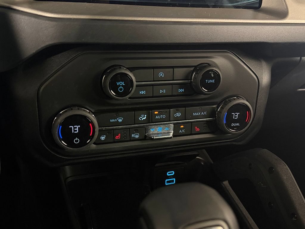 Used 2025 Ford Bronco Outer Banks w/ Sasquatch Package AWD/4WD image 20
