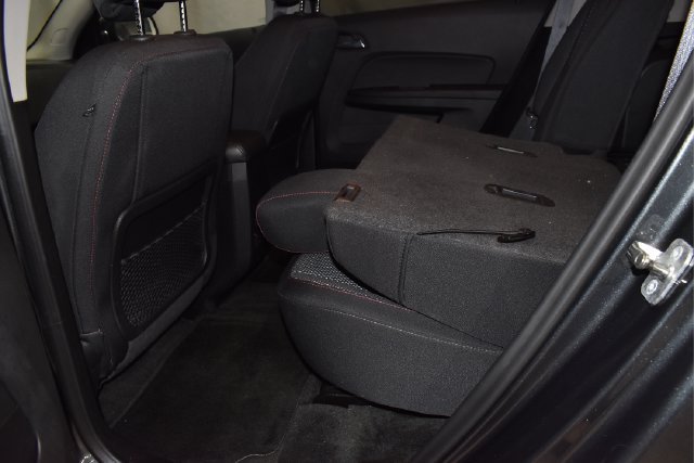 Used 2017 Chevrolet Equinox LT FWD image 32