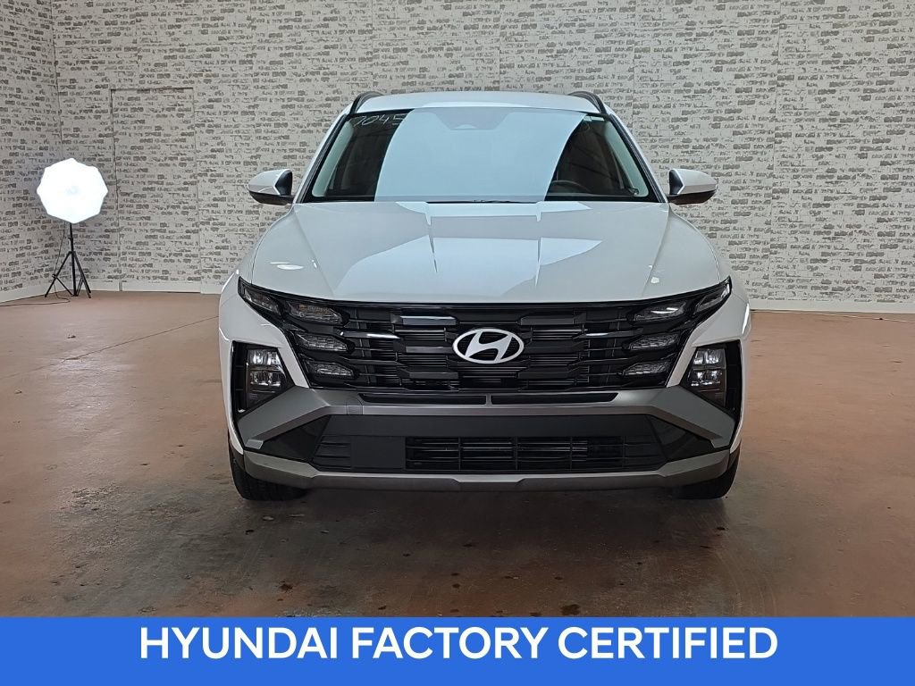Certified 2025 Hyundai Tucson SEL image 2