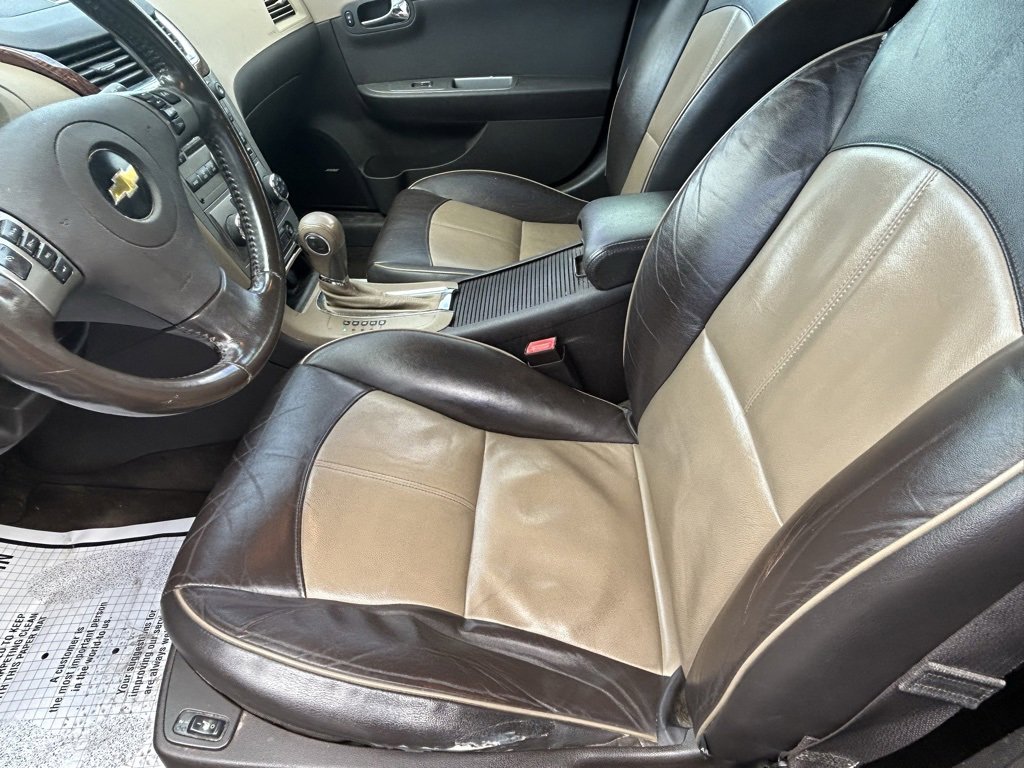 Used 2011 Chevrolet Malibu LTZ image 10