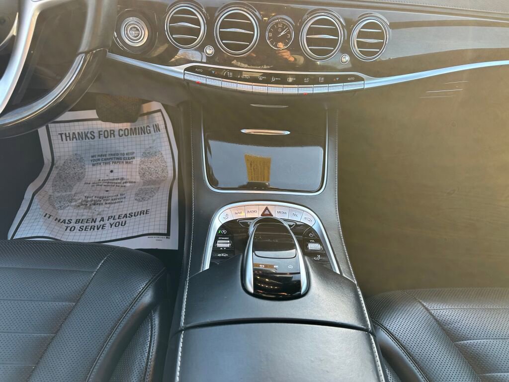 Used 2019 Mercedes-Benz S 560 S560 4MATIC w/ Premium Package image 19