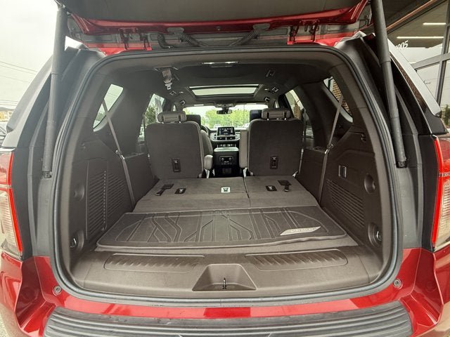 Used 2021 Chevrolet Tahoe LT w/ Rear Media and Nav Package AWD/4WD image 14