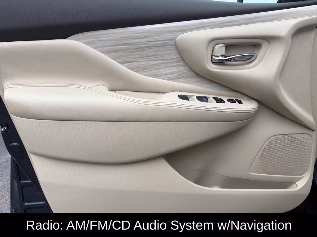 Used 2016 Nissan Murano SV AWD/4WD image 6