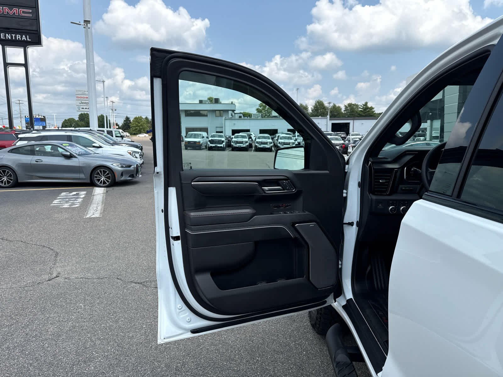 Certified 2024 GMC Sierra 1500 AT4X AWD/4WD image 13