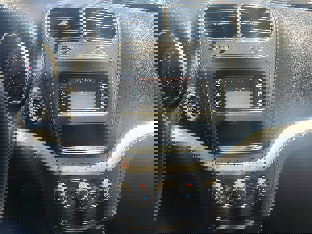 Used 2012 Dodge Journey SXT w/ Popular Equipment Group AWD/4WD image 25