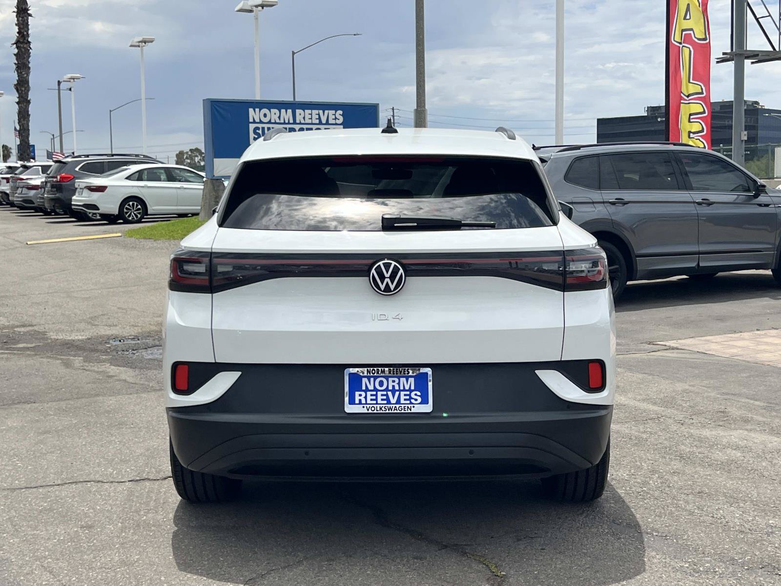 Certified 2023 Volkswagen ID.4 2WD image 24