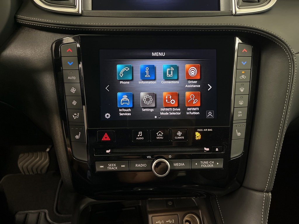 Certified 2025 INFINITI QX50 Luxe image 18