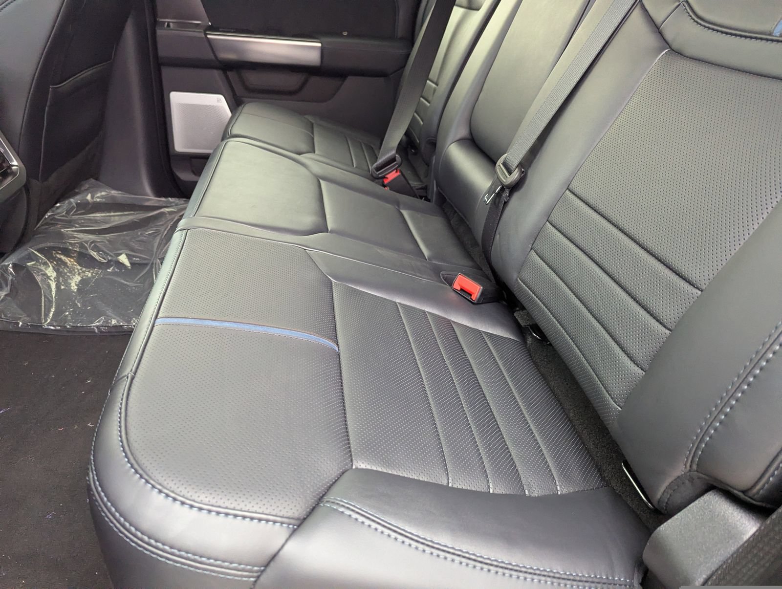 New 2026 Ford F250 Platinum AWD/4WD image 15
