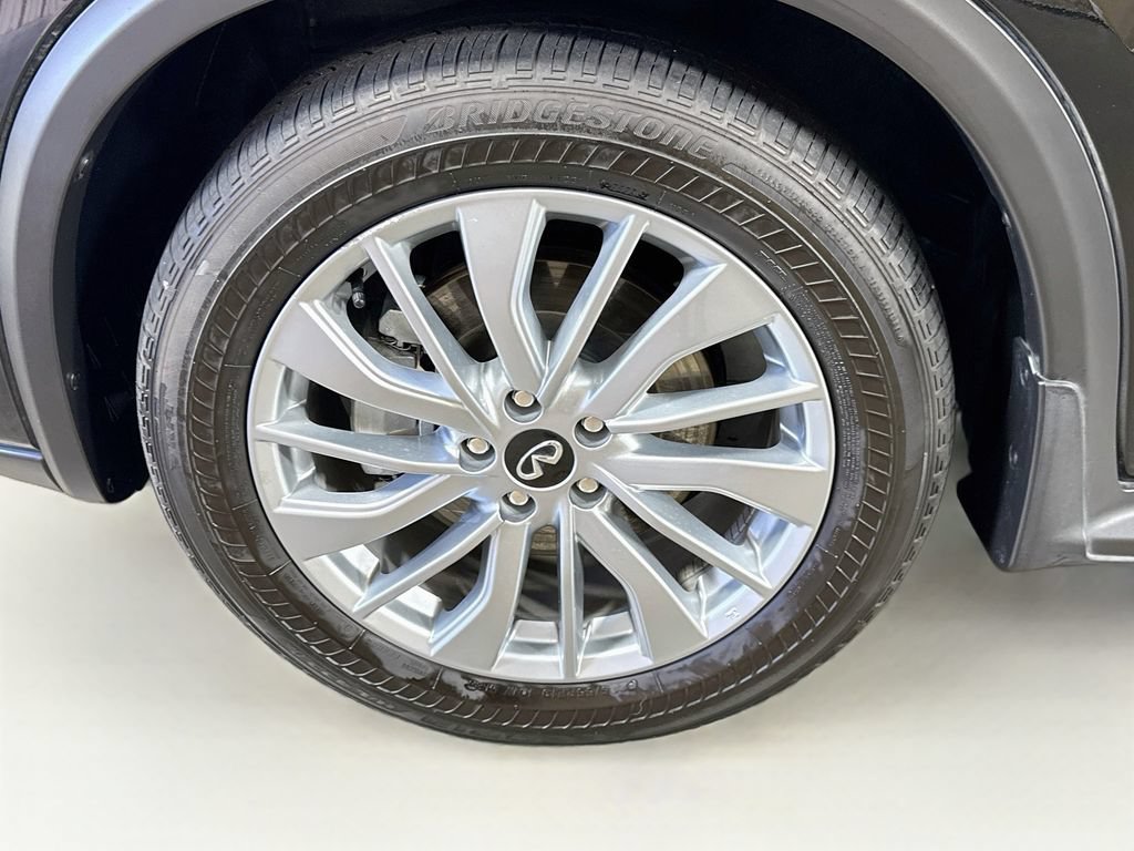 Certified 2023 INFINITI QX50 Luxe w/ Accent Package FWD image 44