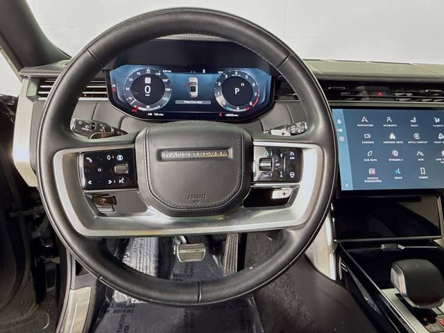Certified 2025 Land Rover Range Rover SE image 12