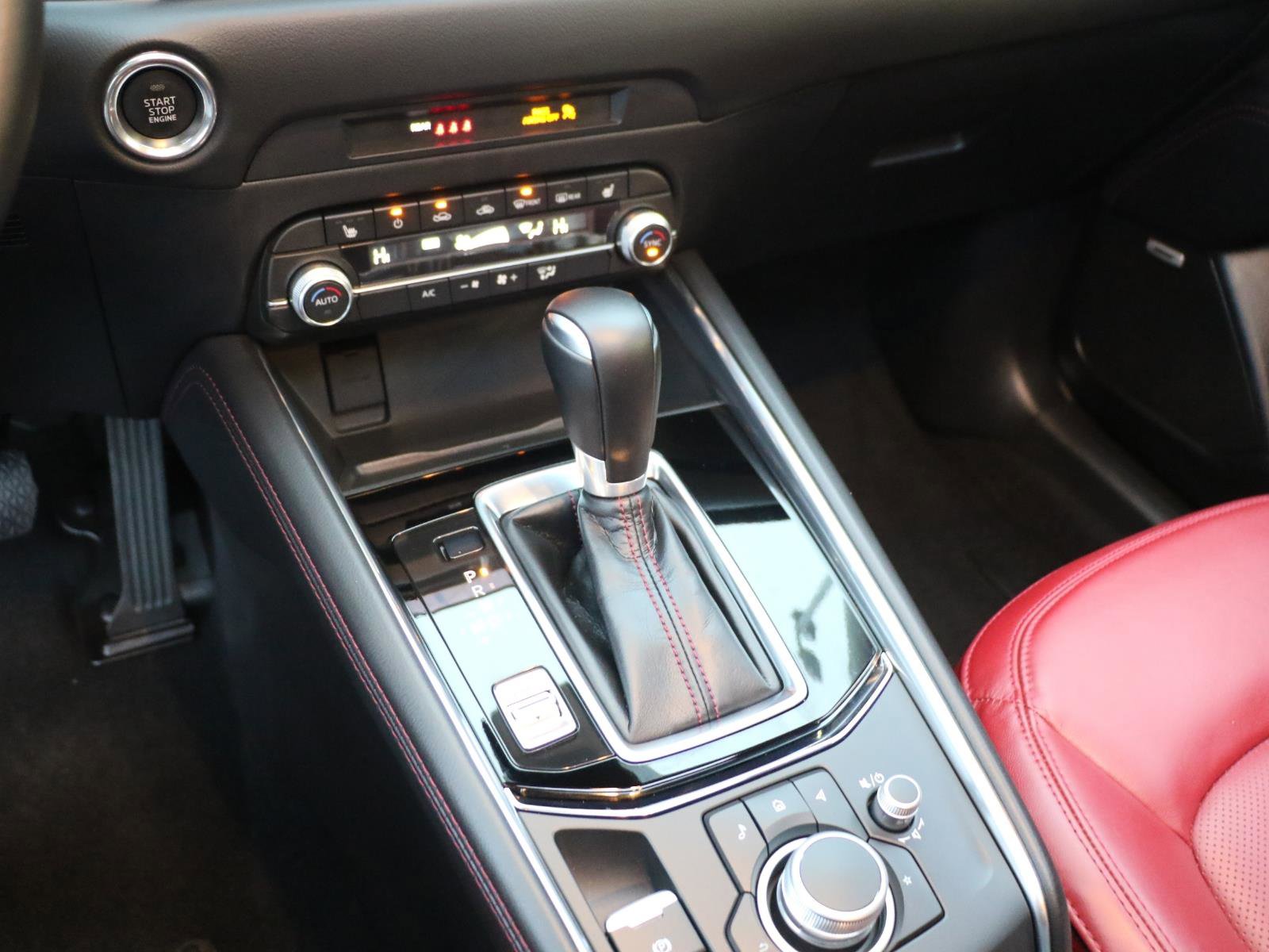 Certified 2025 MAZDA CX-5 Carbon Edition image 14