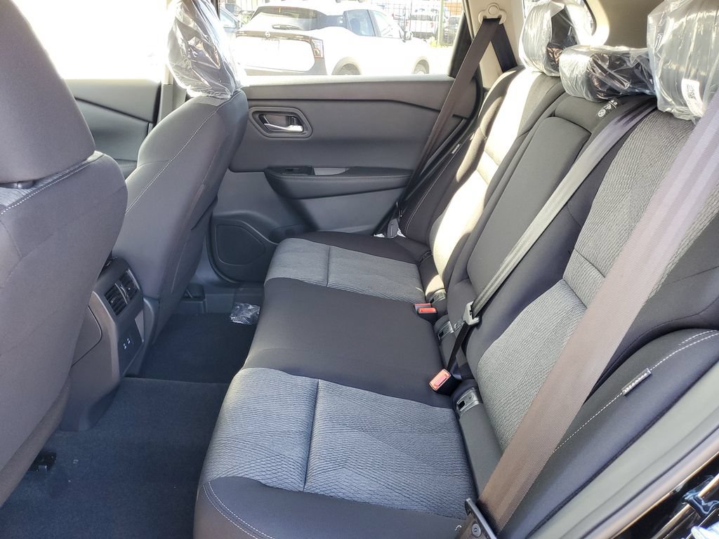 New 2026 Nissan Rogue SV w/ Cold Weather Package FWD image 8