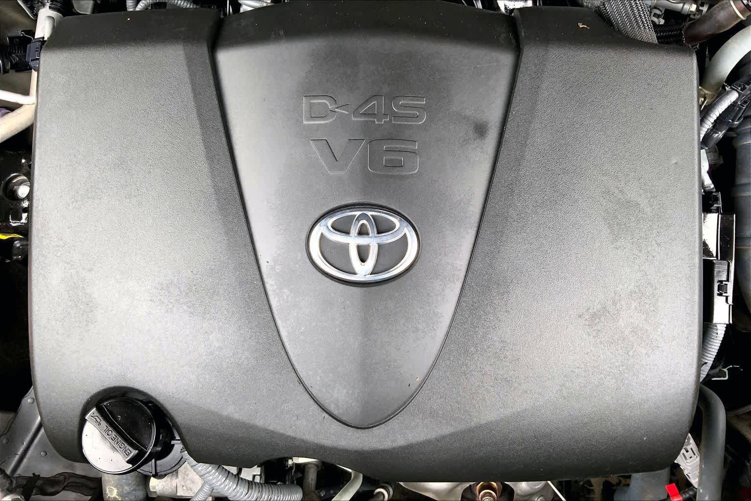Used 2022 Toyota Highlander LE FWD image 31