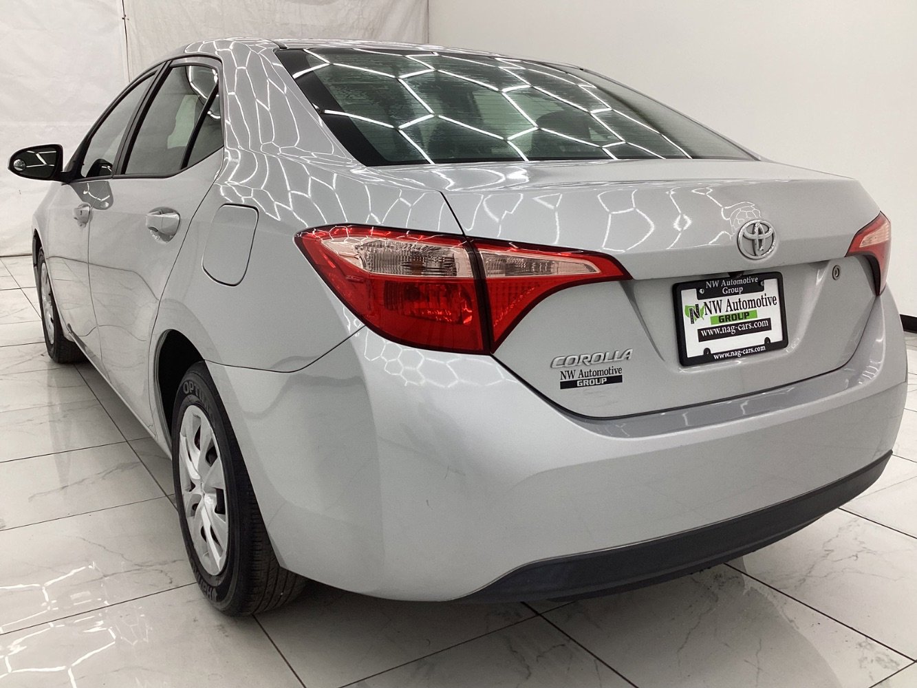 Used 2018 Toyota Corolla L FWD image 8