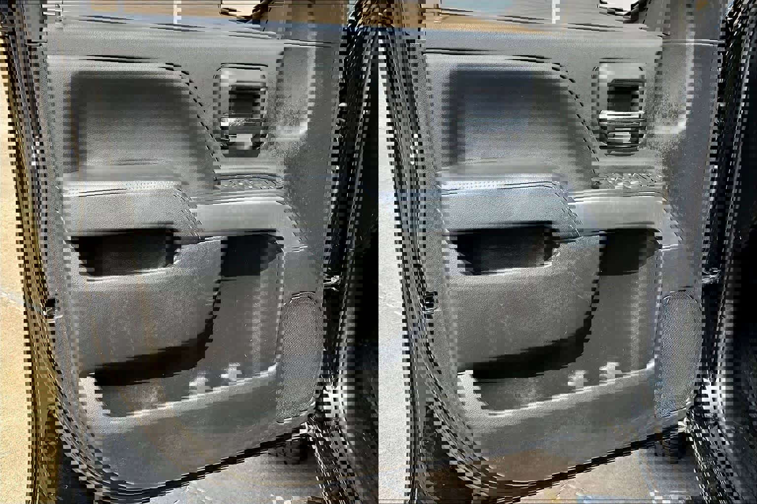 Used 2014 Chevrolet Silverado 1500 LT w/ Chrome Essentials Package RWD image 23