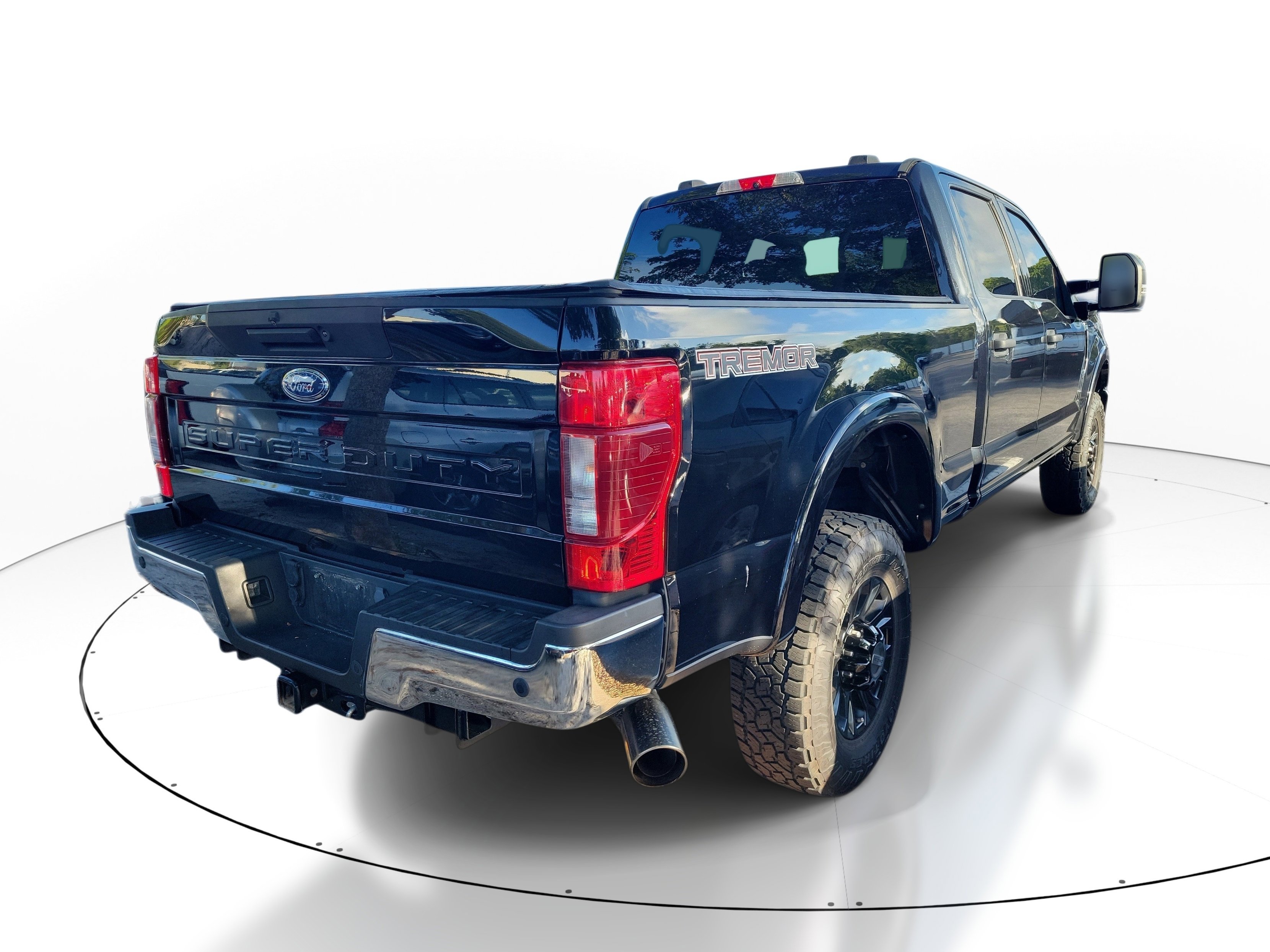 Used 2020 Ford F250 XLT w/ Tremor Off-Road Package AWD/4WD image 5