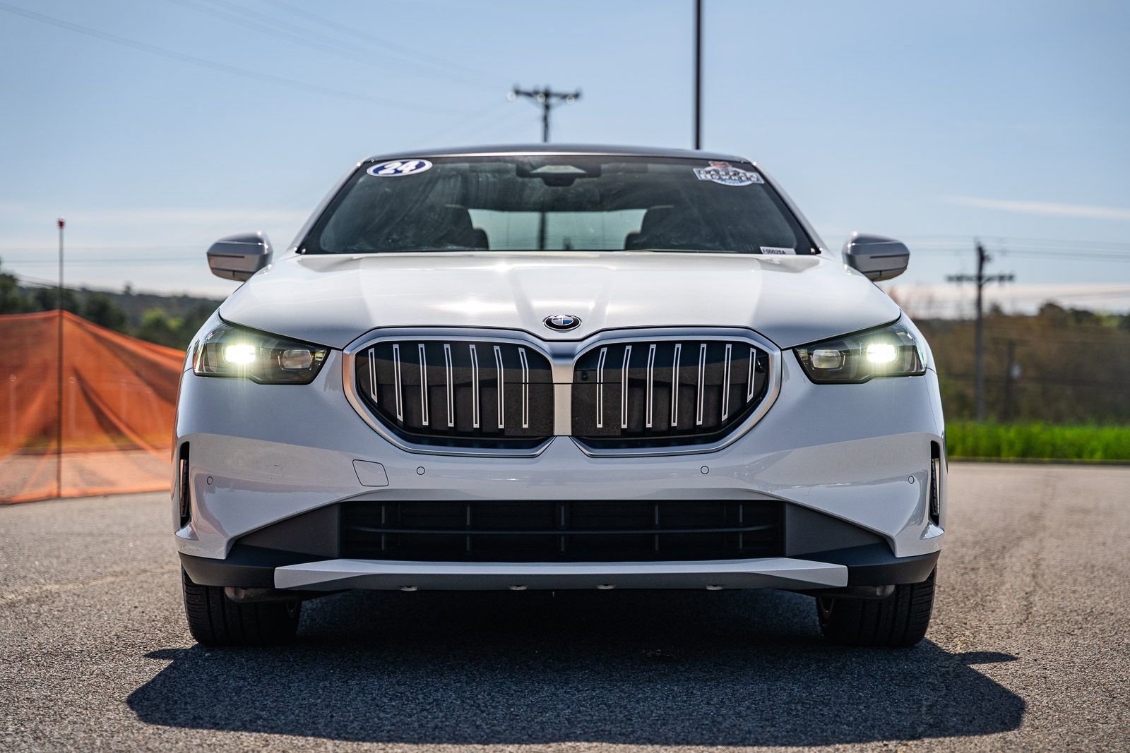 Used 2024 BMW 530i w/ Executive Package RWD image 2