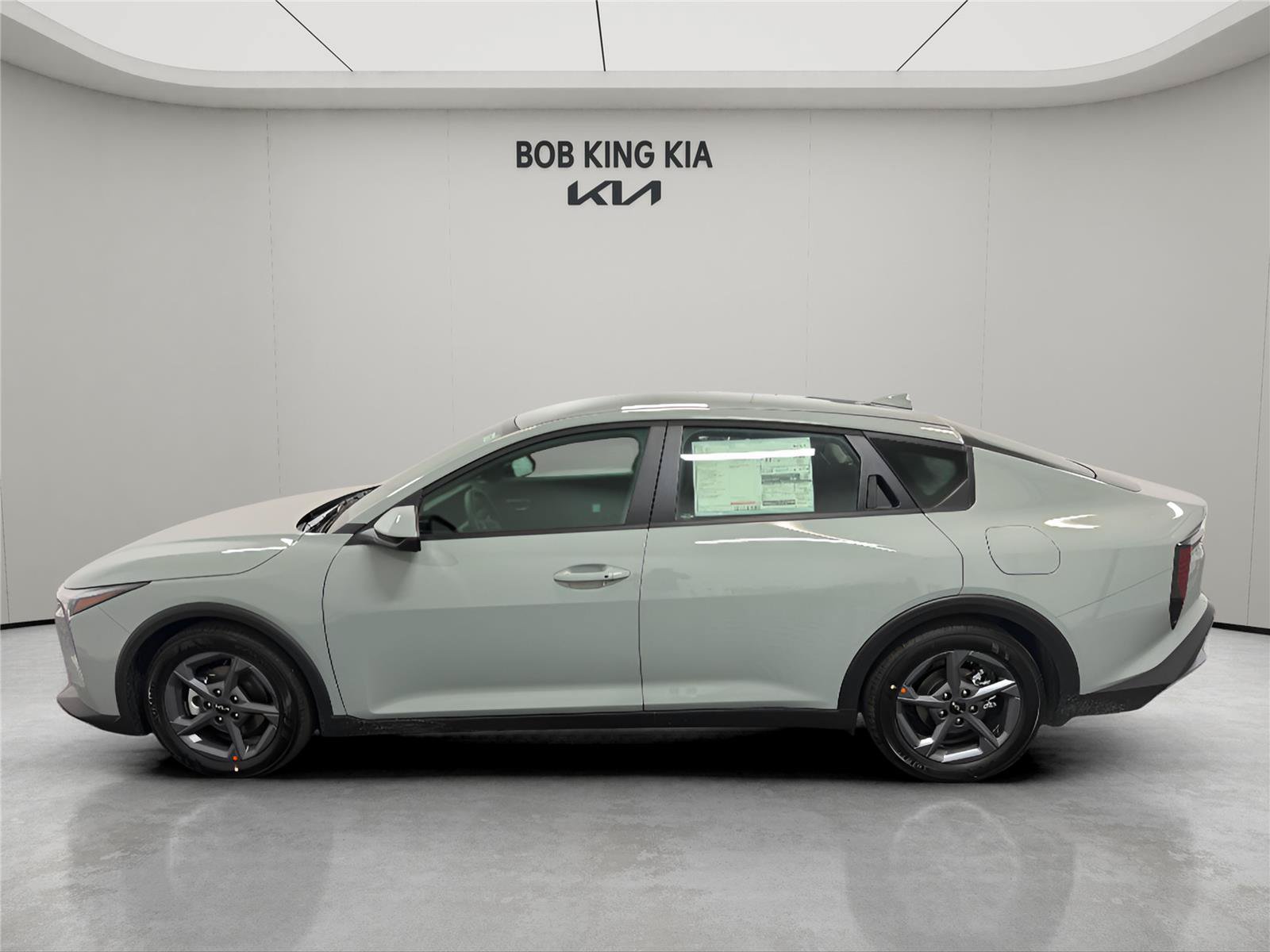 New 2026 Kia K4 FWD image 2