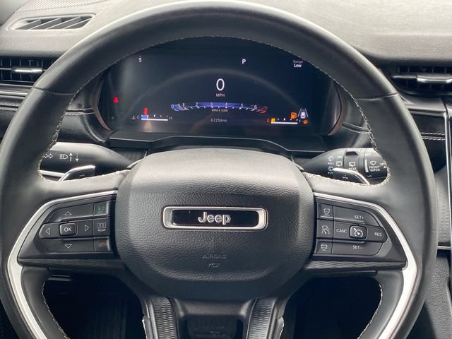 Used 2023 Jeep Grand Cherokee Altitude AWD/4WD image 8