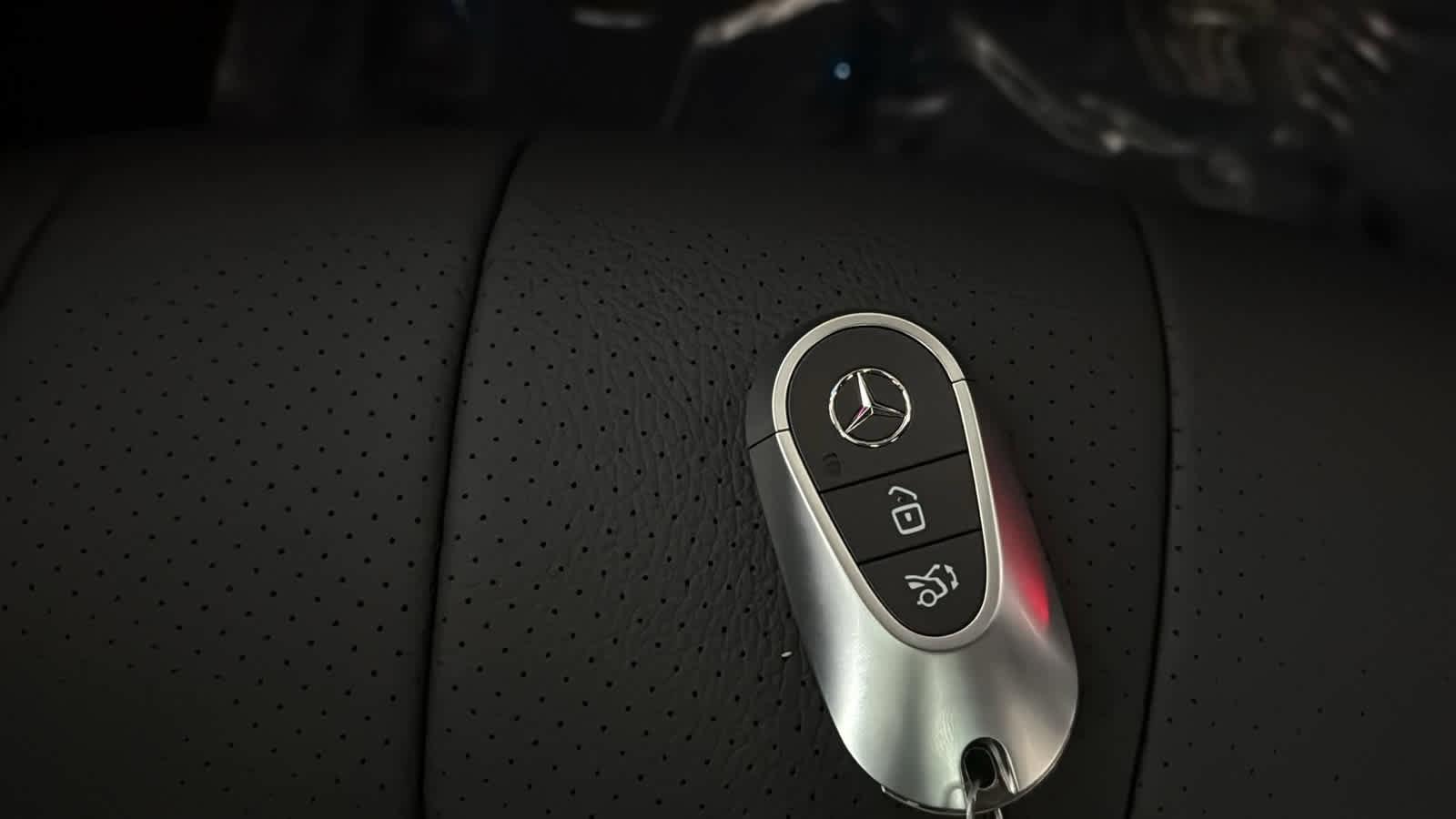 New 2026 Mercedes-Benz E 350 4MATIC Sedan image 38