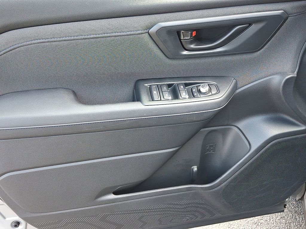 Used 2025 Subaru Forester Premium image 10