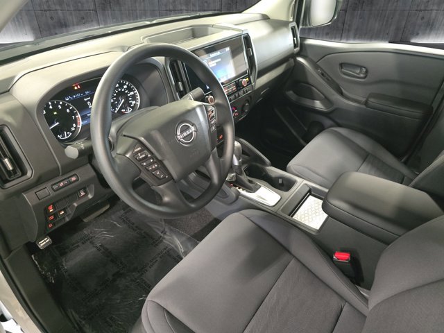 Used 2025 Nissan Frontier S w/ S Utility Package AWD/4WD image 17