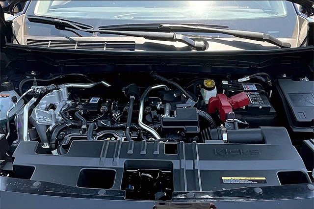 New 2025 Nissan Kicks SR w/ Interior Electronics Package image 12