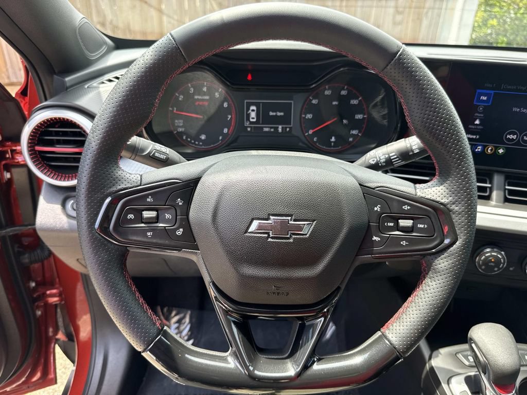 Used 2024 Chevrolet Trax RS w/ Driver Confidence Package FWD image 38