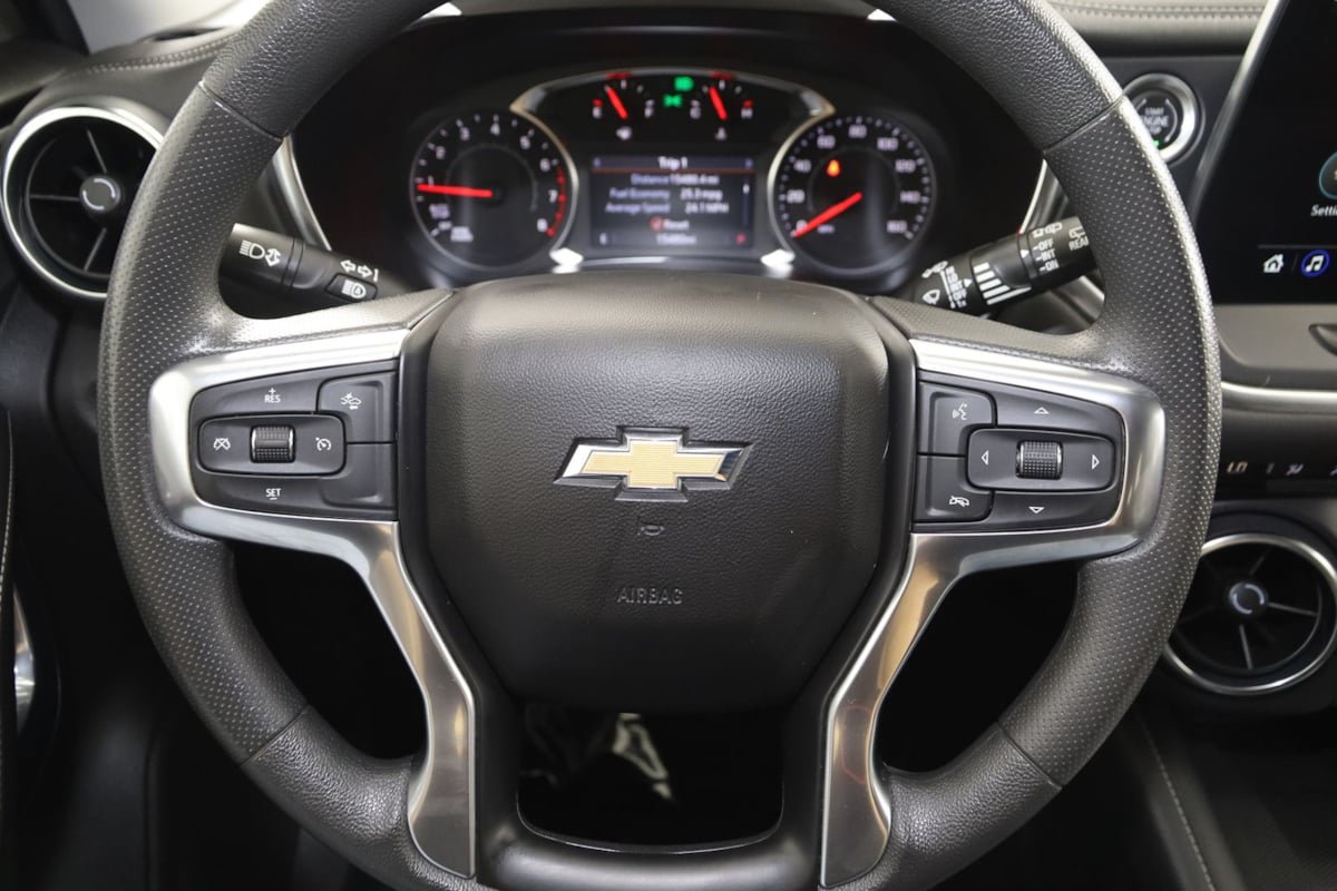 Used 2024 Chevrolet Blazer LT w/ Convenience Package FWD image 33
