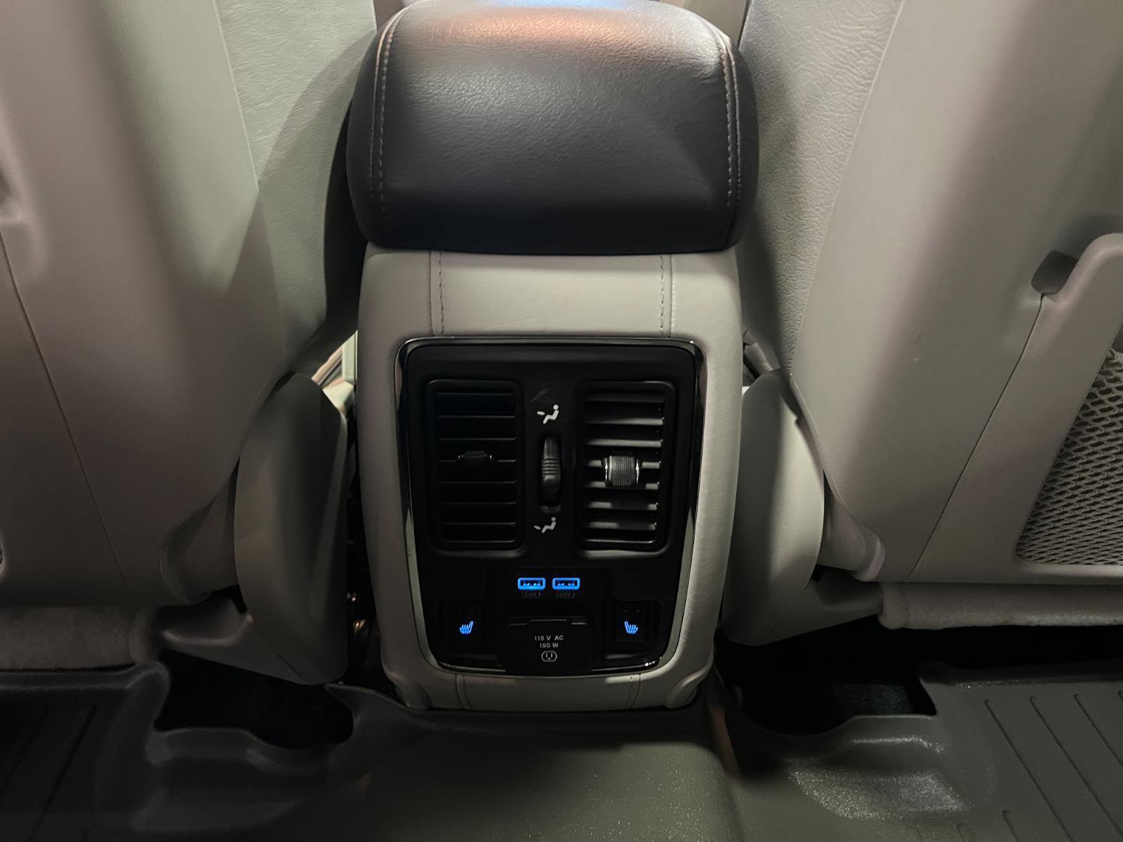 Used 2020 Jeep Grand Cherokee Summit image 31
