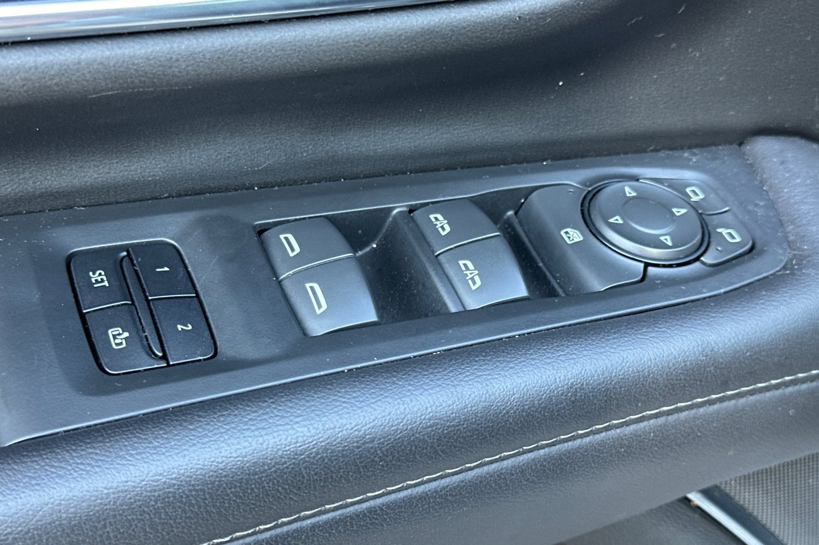 Used 2021 Chevrolet Tahoe Z71 w/ Rear Media and Nav Package image 12