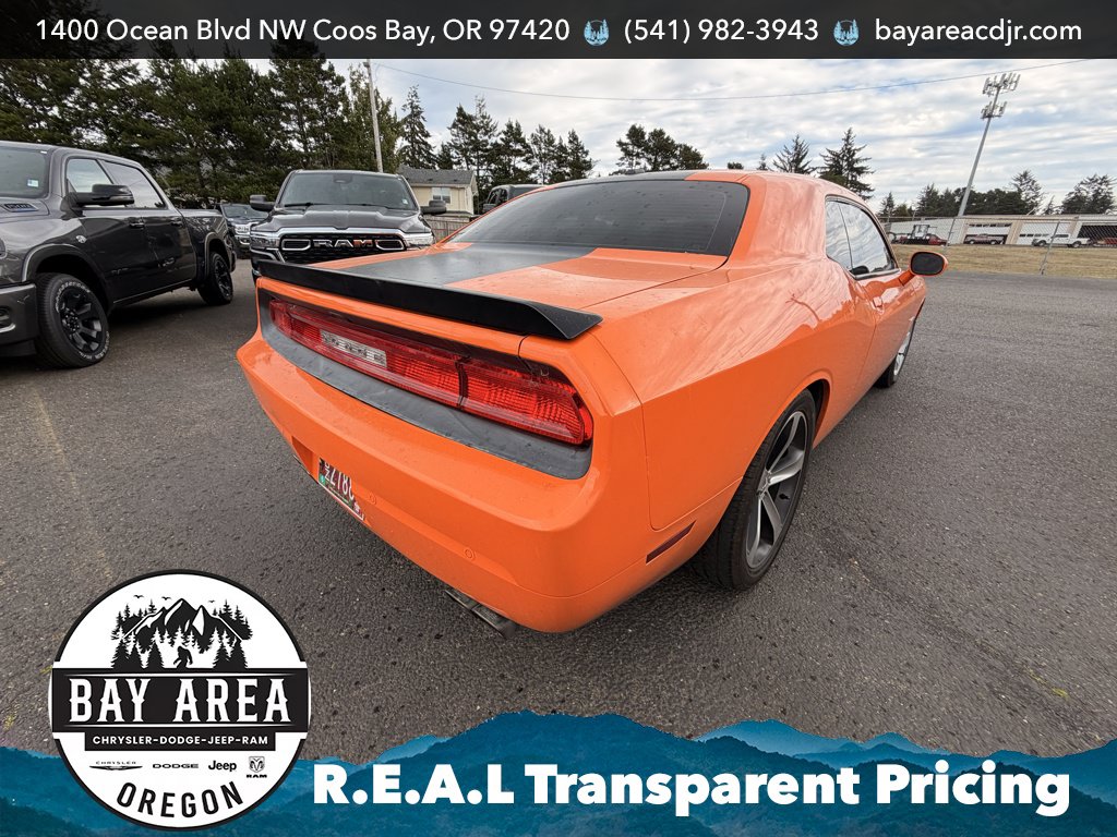 Used 2014 Dodge Challenger R/T RWD image 5