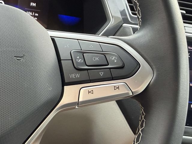 Used 2024 Volkswagen Tiguan SE AWD/4WD image 23
