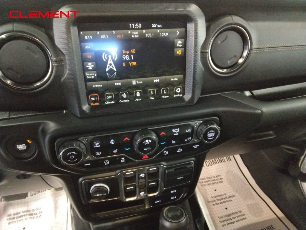 Used 2022 Jeep Wrangler Unlimited Sahara image 20