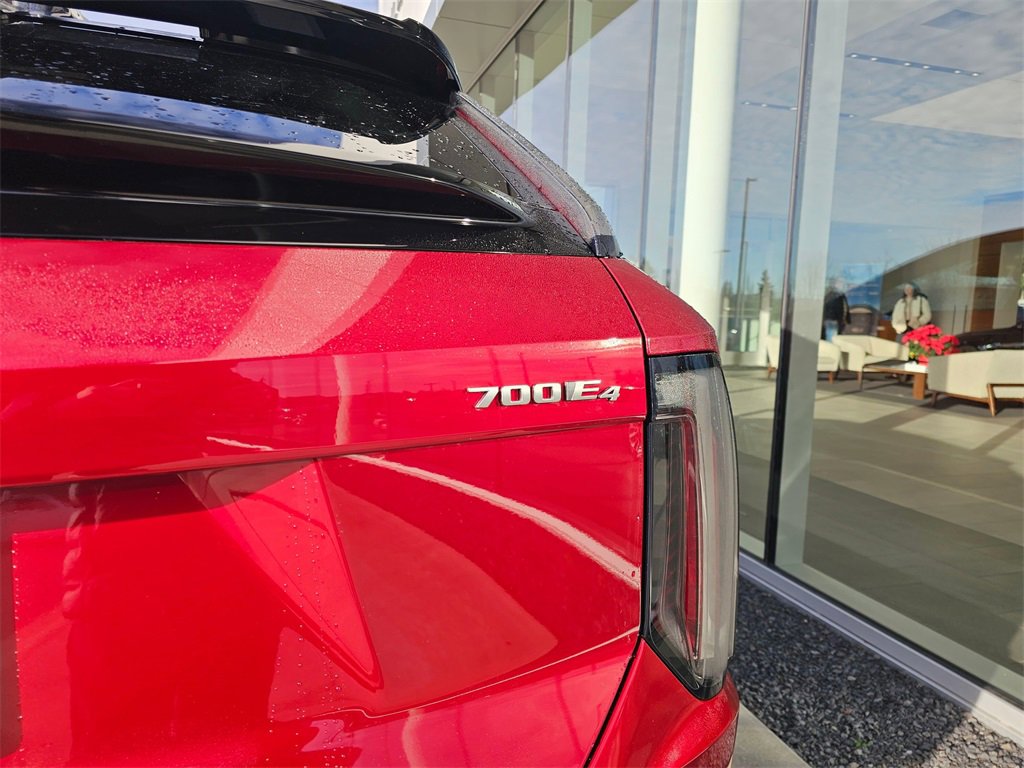 New 2026 Cadillac Optiq Sport 1 image 9