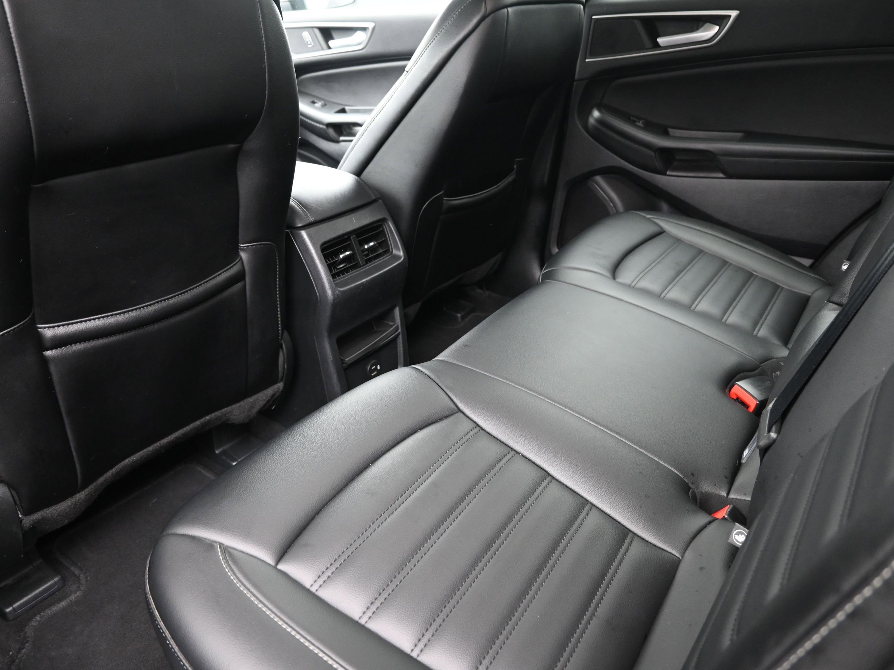 Used 2022 Ford Edge SEL image 21