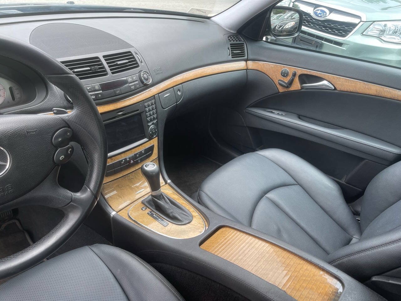 Used 2009 Mercedes-Benz E 350 Sedan image 15