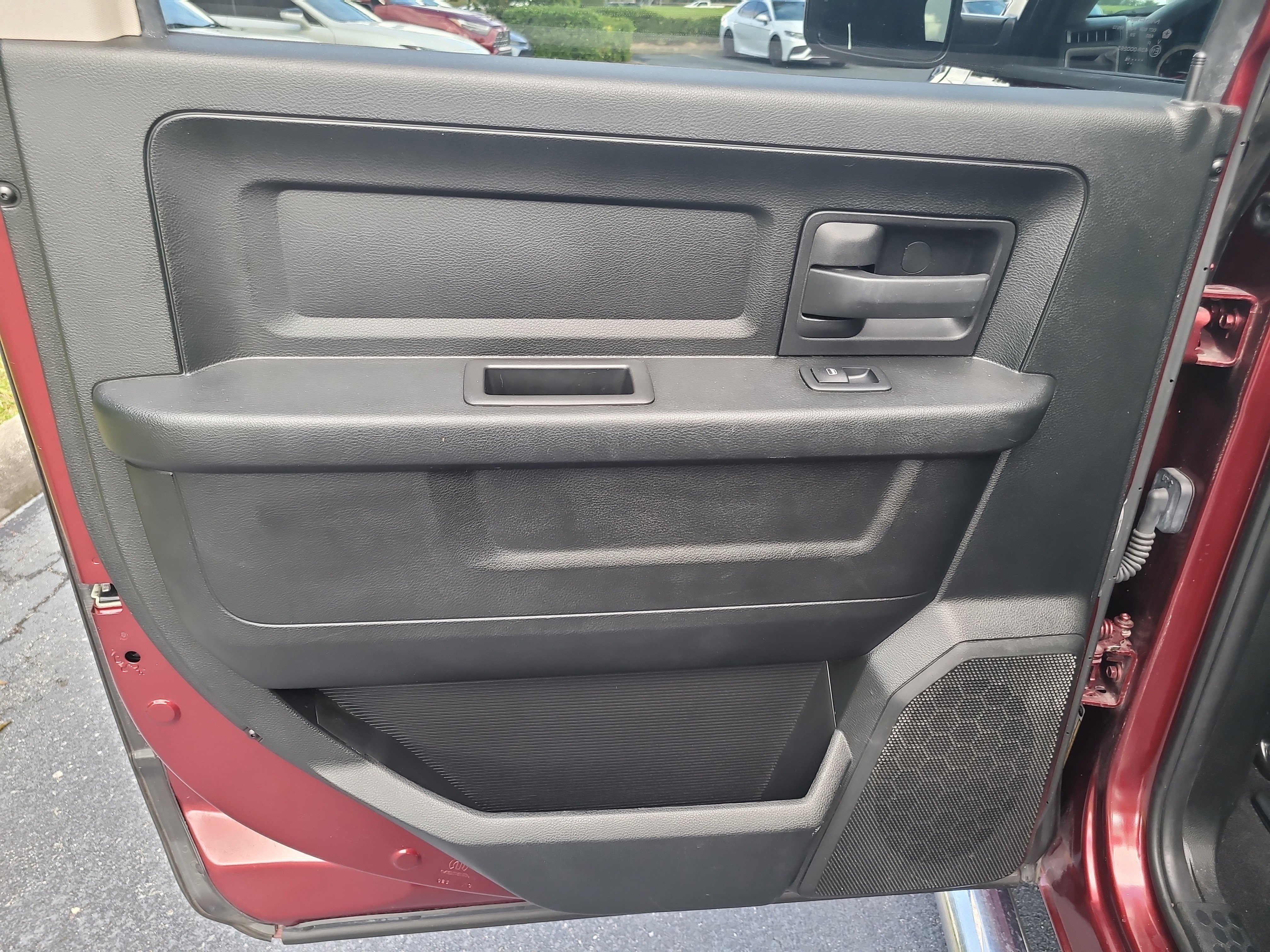 Used 2018 RAM 1500 Express w/ Express Value Package image 13