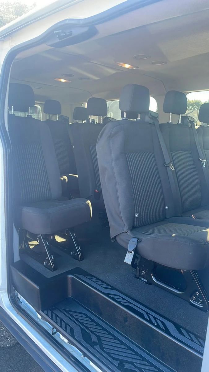 Used 2017 Ford Transit 350 XL image 10