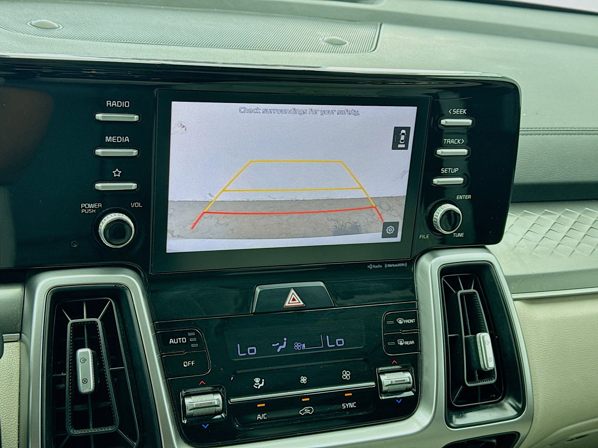 Used 2021 Kia Sorento S w/ Panoramic Sunroof Package image 10