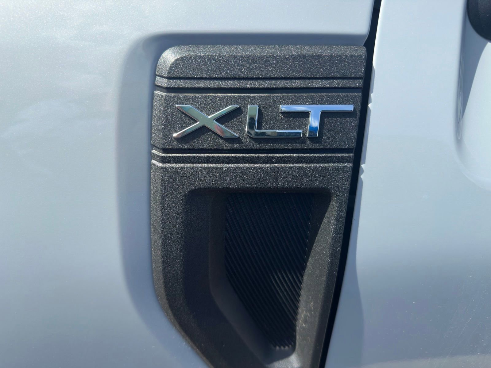 New 2025 Ford Maverick XLT w/ XLT Luxury Package image 30