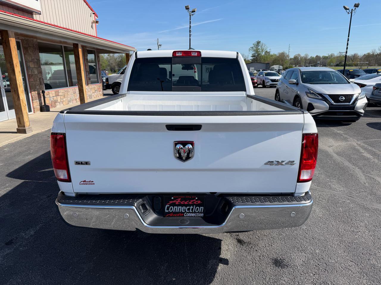 Used 2019 RAM 1500 Classic SLT w/ Protection Group AWD/4WD image 5